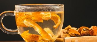 陈皮泡水的五大健康功效：促进消化、化痰止咳、行气止痛、抗菌消炎与调节血脂