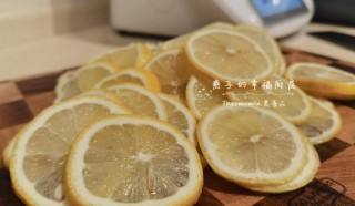 秋季家人咳嗽嗓子疼?古法柠檬膏制作及功效大揭秘