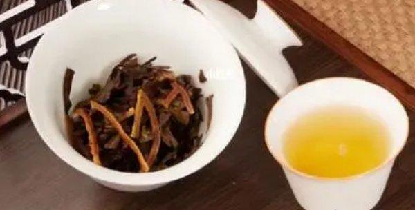 陈皮白茶：品味醇香果香，享受多种功效与作用