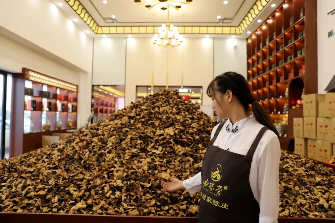 新会陈皮：百年陈皮赛黄金，值得入手吗？