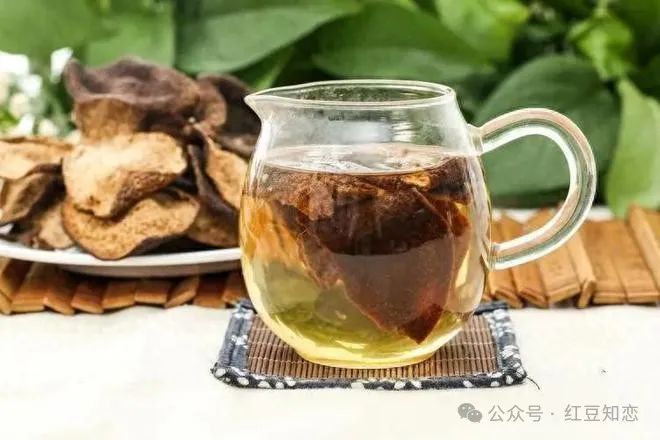陈皮的功效与作用：理气健脾、燥湿化痰、降逆止呕等