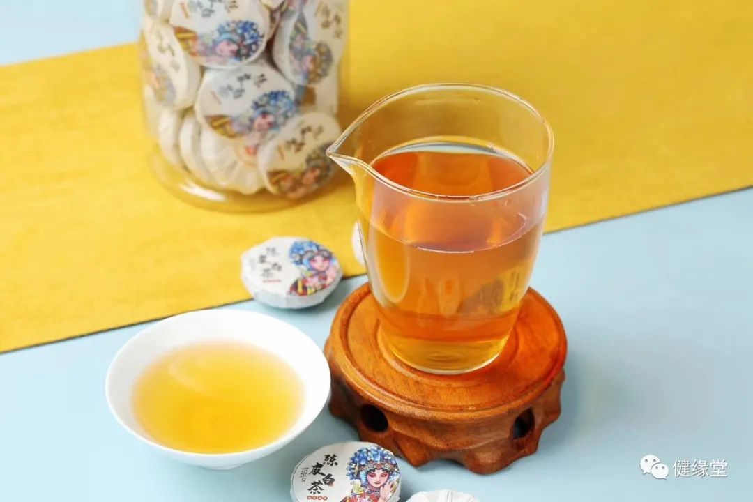 新会陈皮与白茶完美结合，养生功效妙韵自生