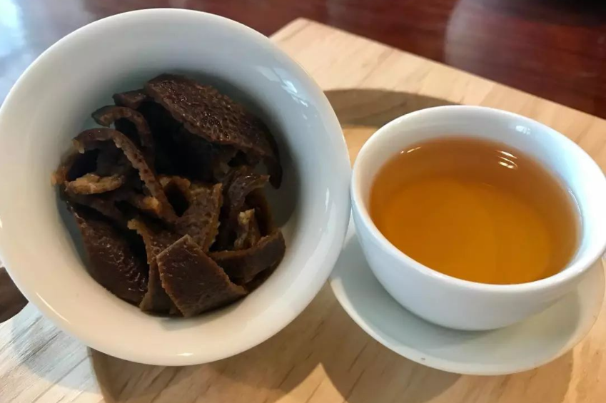 陈皮泡水的最佳搭配及十大功效，健脾美容抗衰，快来看看吧