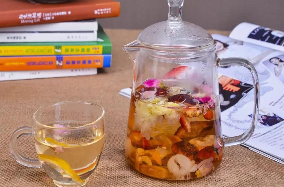 觉得文章实用可收藏或转发，介绍通乳散结陈皮玫瑰花茶做法