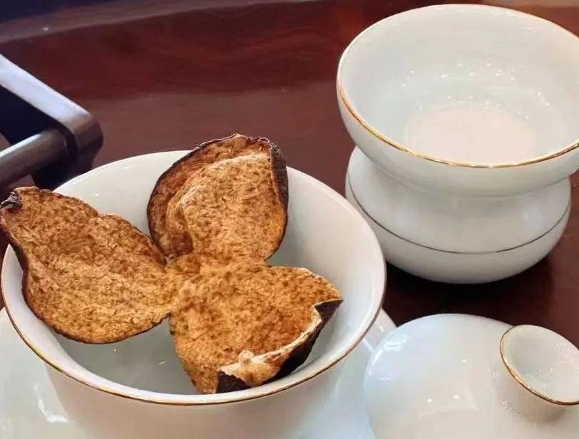 广东陈皮与广西陈皮的区别：产地、原料及特色全面解析
