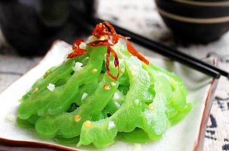 品味生活：从特色火锅鱼看日常美食的幸福与营养