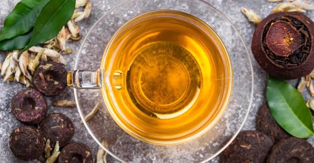 红茶配陈皮的功效与作用：助消化、舒张血管、消炎杀菌的健康饮品