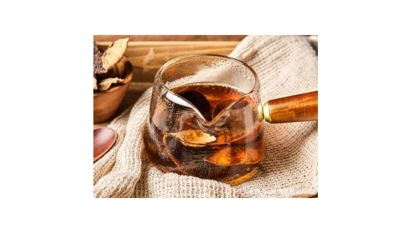 新会陈皮的苦味奥秘:为何能泡水喝?怎样泡水才好?